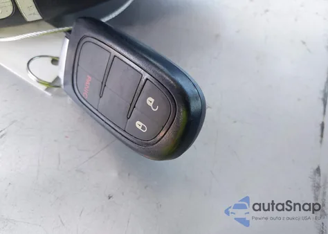 2019 Jeep Cherokee Latitude Plus Fwd from USA, damaged, VIN 1C4PJLLB9KD331584